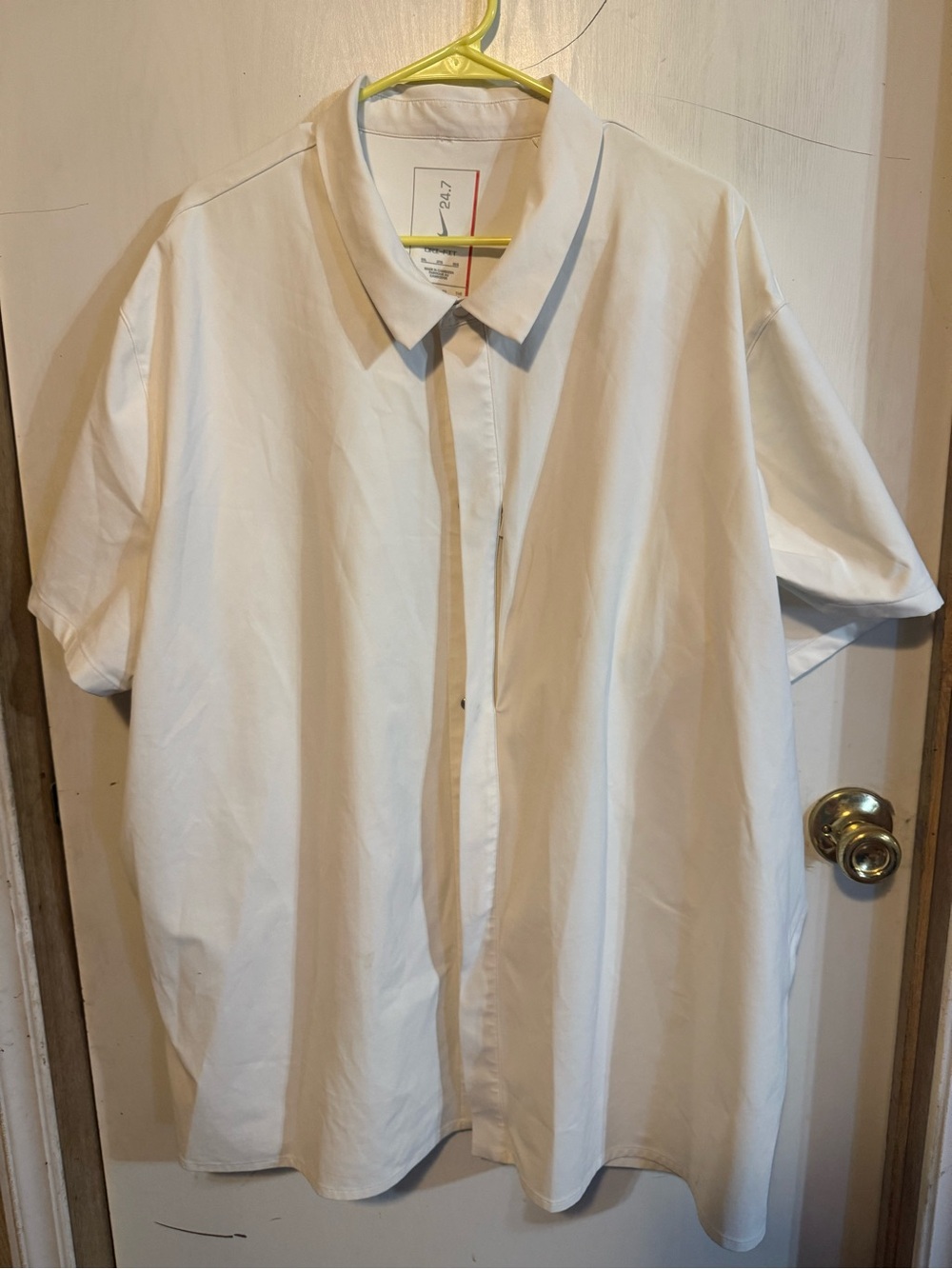 Nike Men's White Short-Sleeve Button Down Shirt